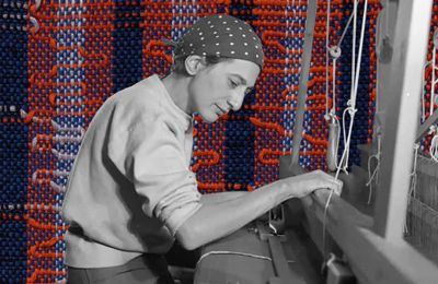 Anni Albers: Dệt nghệ thuật từ những sợi chỉ phiêu du