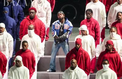 Super Bowl 2025: Taylor Swift tạo meme, Kendrick Lamar tiếp tục diss Drake