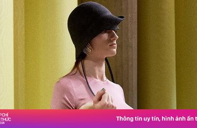 Áo ngực hình viên đạn gây chú ý