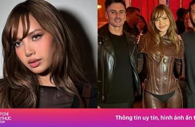 Khoảnh khắc hớ hênh của Lisa