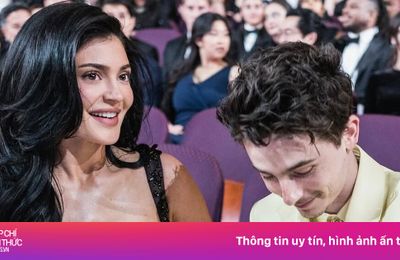 Bạn gái Timothée Chalamet mặc táo bạo dự Oscar 2025