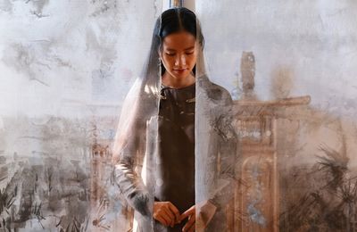Họa sĩ Lê Thúy và những vệt ký ức trên lụa và sơn mài