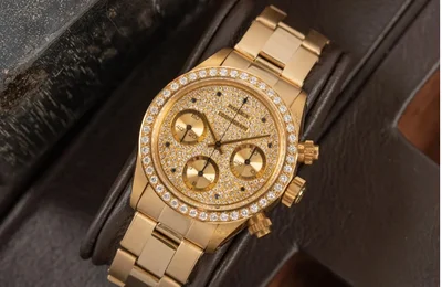 Mark Zuckerberg đeo Rolex 1,3 triệu USD, chế tác riêng cho khách VIP