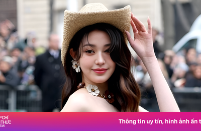 Thương vụ 1,4 tỷ USD đưa Versace về tay Prada