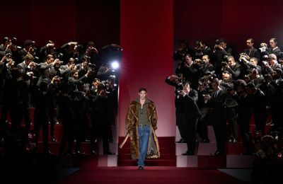 DOLCE&GABBANA RA MẮT BST THU-ĐÔNG 2025 DÀNH CHO NAM​ – “PAPARAZZI”