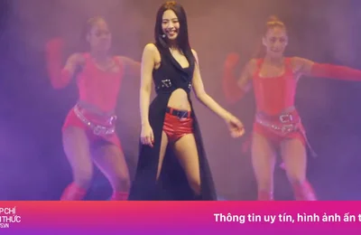 Jennie cuốn hút trên sân khấu Mỹ