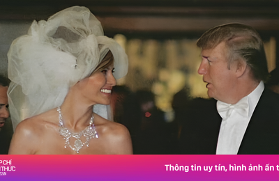 Thực hư chuyện váy cưới của vợ ông Trump bị rao bán trên mạng