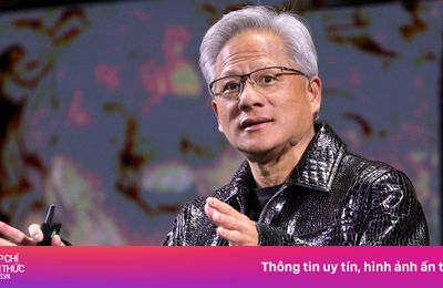 Áo khoác của CEO Nvidia tăng, giảm giá theo cổ phiếu