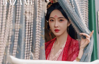 Đóng phim Khom Lưng, Tuyên Lộ và Tống Tổ Nhi giống nhau đến bất ngờ