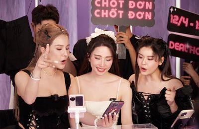 Những 'cỗ máy' livestream bán hàng của showbiz Việt đóng băng