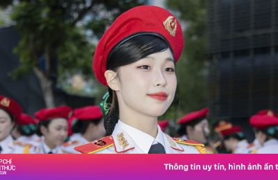 'Điểm danh' 15 khối diễu binh ở TP.HCM bằng sắc phục