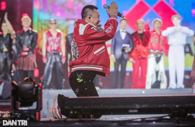 NSND Tự Long nói lời xin lỗi sau concert