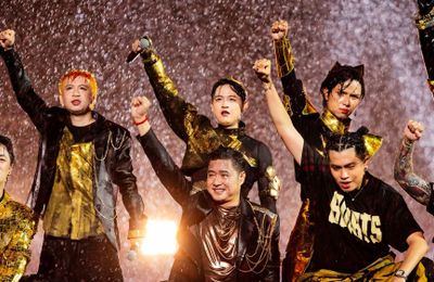 Concert Anh Trai Vượt Ngàn Chông Gai Day 6 kéo dài 6 tiếng liên tục dưới mưa lớn