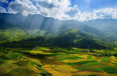 “Chạm tay vào thiên đường” giữa lòng Thanh Hóa: Pù Luông có gì chơi?