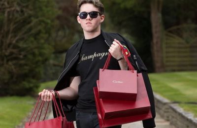 Lối sống 'phông bạt' của rich kid lừa đảo bán túi Hermès