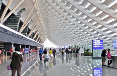 Nhập cảnh Đài Loan 2025: Khách Việt phải khai báo trực tuyến từ 1/10