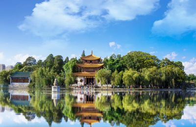 Top 3 tour Trung Quốc đường bộ từ Hà Nội có giá tốt tại iVIVU