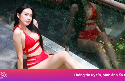 Vợ Đoàn Văn Hậu nóng bỏng với bikini