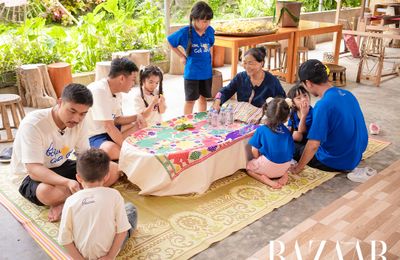 Bố ơi mình đi đâu thế? tập 13: Các ông bố vét sạch ví mua quà cho trẻ em bản Hoa Tiến
