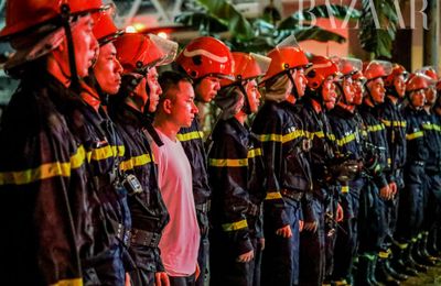 Chiến Sĩ Quả Cảm Tập 3: Các nghệ sĩ bước vào biển lửa cứu người