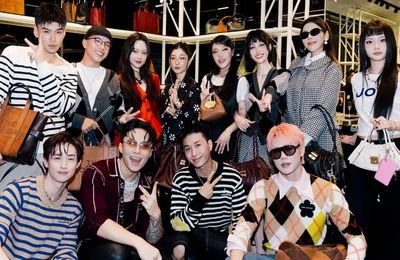 Tín đồ thời trang Việt đón BST thu - đông 2025 cùng Marc Jacobs