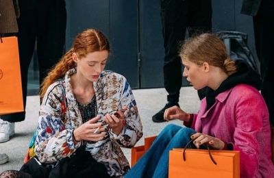 Mùa hè ế ẩm của Gucci, Prada
