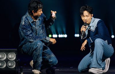 Hoàng Dũng và Đen mashup loạt hit tại concert Xoay Tròn