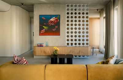 Căn hộ Praga: Tổ ấm đa phong cách trong lớp vỏ công nghiệp