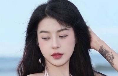 Hana Cẩm Tiên ly hôn