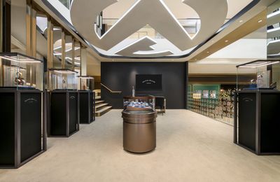 FRANCK MULLER BẬC THẦY CỦA NHỮNG CỔ MÁY PHỨC TẠP RA MẮT KHÔNG GIAN POP-UP ẤN TƯỢNG TẠI SAIGON CENTRE