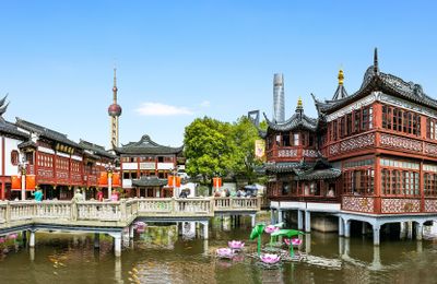Tour Trung Quốc 7N6Đ: Từ đô thị hiện đại đến miền sông nước yên bình chỉ 23.950.000 VND/khách