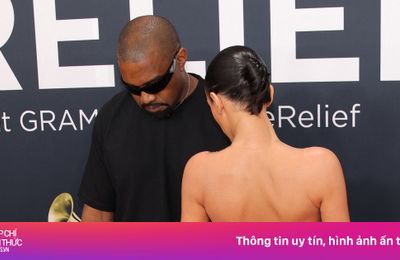 Một năm sóng gió của váy khỏa thân