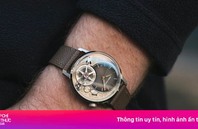 Chỉ còn 1 đồng hồ Thụy Sĩ 33.000 USD này sau 3 ngày ra mắt