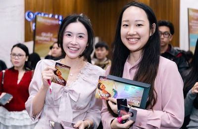 Fan đổ về Ocean City check-in, háo hức chờ concert lịch sử G-DRAGON 2025 WORLD TOUR [Übermensch] IN HANOI
