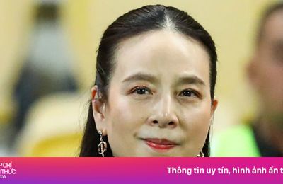Madam Pang diện bông tai 500 triệu trong trận U22 Việt Nam vô địch