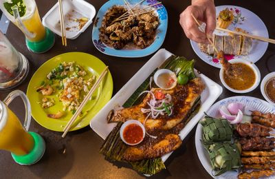 Du lịch Singapore: Khám phá top 10 điểm ăn đêm nổi tiếng