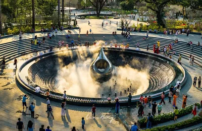 Tái sinh từ di sản: Giọt nước và cuộc bày biện nghệ thuật tại không gian công cộng