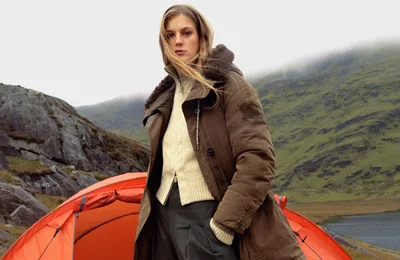 KỶ NIỆM 170 NĂM BURBERRY GIỚI THIỆU BST GABARDINE CAPSULE