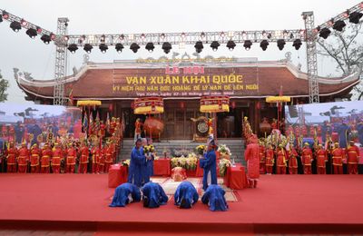Thái Nguyên long trọng khai mạc Lễ hội “Vạn Xuân khai Quốc”