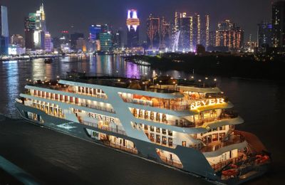 REVER Sài Gòn – hải trình thưởng thức nghệ thuật và ẩm thực đặc sắc