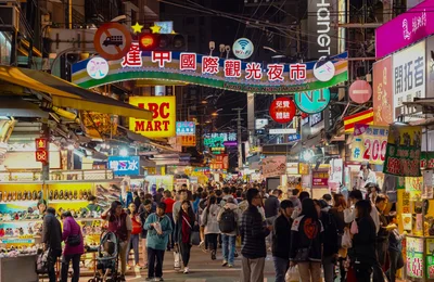 Chợ đêm Phùng Giáp – thiên đường ăn vặt ở Đài Trung (Đài Loan)