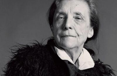 Louise Bourgeois: Để nghệ thuật lưu dấu những tổn thương