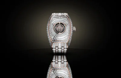 FRANCK MULLER RA MẮT TUYỆT TÁC CỦA ÁNH SÁNG VÀ CƠ KHÍ: CURVEX CX GRAND CENTRAL TOURBILLON BAGUETTE