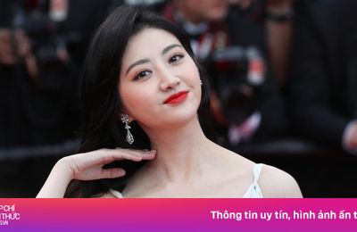 ‘Đệ nhất mỹ nữ Bắc Kinh’ Cảnh Điềm gặp sóng gió