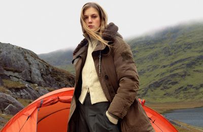 KỶ NIỆM 170 NĂM BURBERRY GIỚI THIỆU BST GABARDINE CAPSULE