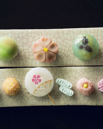 Wagashi là gì mà lại có thể khiến nhiều fan yêu ẩm thực say đắm?