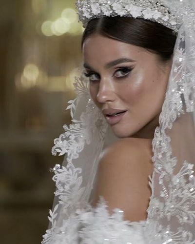 Bridal Show 2021- những chiếc váy cưới trong mơ từ thương thiệu Vladiyan Royal