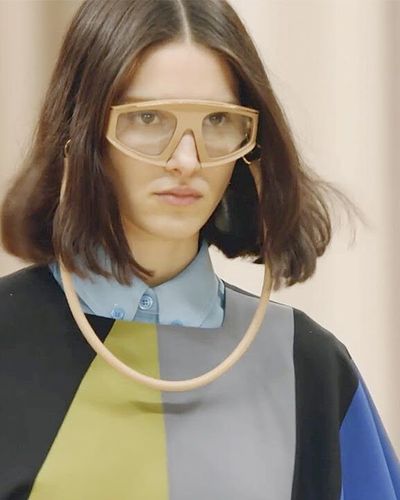 BST Burberry Thu Đông 2021- Bức thư tình lãng mạn