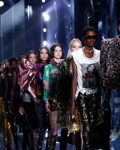 BST Xuân-Hè 2022- Dolce&Gabbana mang tinh thần lạc quan sáng tạo