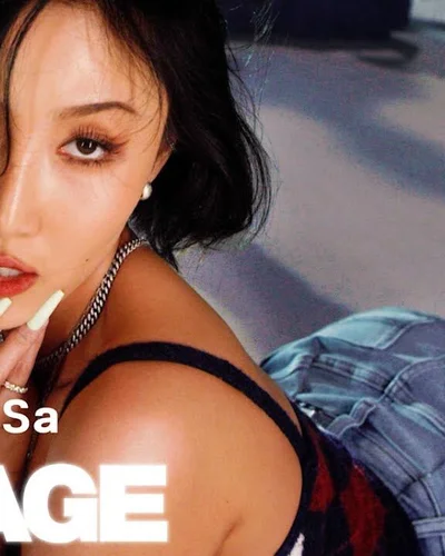 Hwasa (MAMAMOO) trở lại với album mới đậm chất "badgirl"